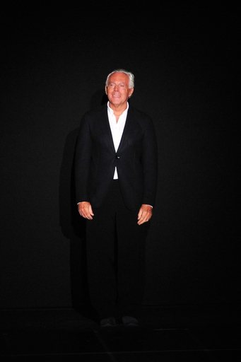 ＜12/13年秋冬ミラノコレクション＞ジョルジオ アルマーニ