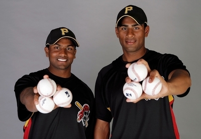 インドの「100万ドルの腕」がプロデビューへ