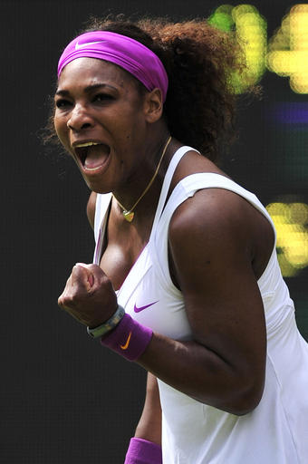 セレーナ、鄭潔に辛勝し16強入り ウィンブルドン選手権