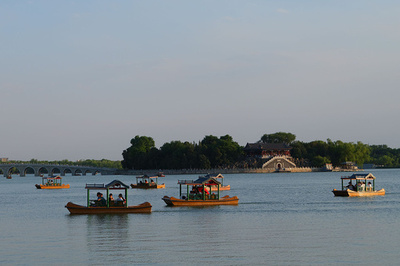 「5G+北斗」で屋内や地下でも正確な測位が可能に