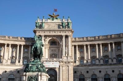 ウィーンの博物館、「ヒトラーのバルコニー」ツアー開催 聖地化を懸念