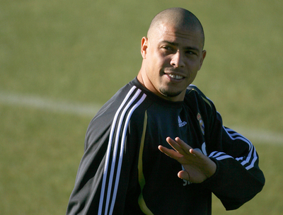 ＜サッカー セリエA＞ACミラン レアル・マドリードとロナウド移籍で合意  - イタリア