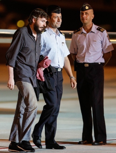 シリアで拉致された伊記者が解放、ベルギー国籍の男性も