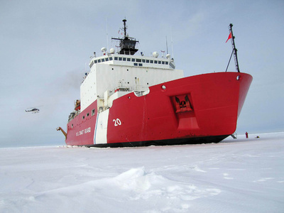 米、砕氷船4隻の新造が「必須」 現有は老朽化した3隻のみ