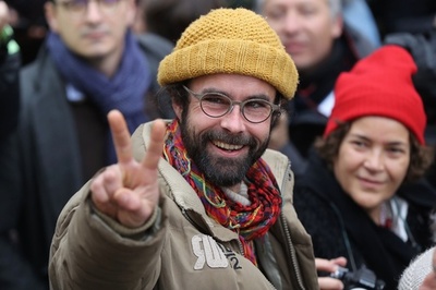 移民の密入国を手引き、仏男性に執行猶予付きの罰金刑