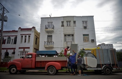 熱帯暴風雨エータ、キューバ直撃 勢力を強めフロリダへ