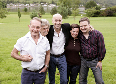 ガザで拉致のBBC記者、故郷で家族と再会