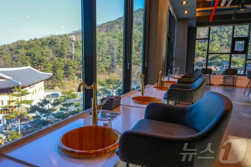 韓方足浴場＝韓国観光公社提供(c)news1