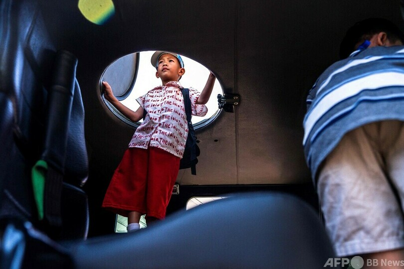 【今日の1枚】戦車でポーズ タイの陸軍基地