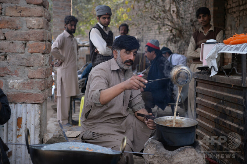 富と貧困が支える腎臓の違法取引 パキスタン