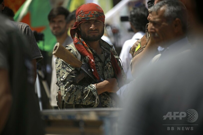 米支援のシリア民主軍、IS「首都」奪取の戦闘開始 ラッカ市内に進攻