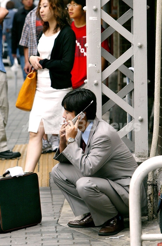 「日本人のマナーは低下」、朝日調査 「日本人のマナーは低下」、朝日調査