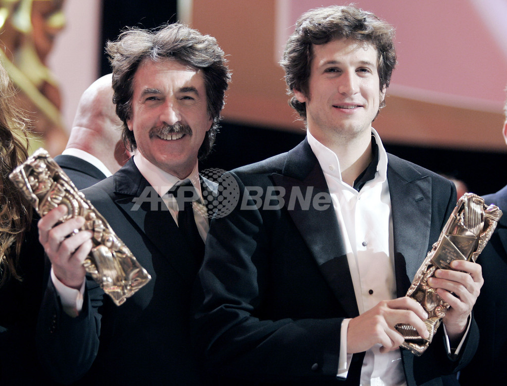 <第32回セザール賞>ギヨーム・カネ監督が最優秀監督賞、フランソワ・クリュゼが最優秀主演男優賞に輝く フランス 写真11枚 国際ニュース