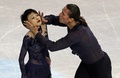14-15フィギュアスケートグランプリ（GP）シリーズ開幕戦スケート・アメリカ（Skate America 2014）、ペア・フリースケーティング（FS）。演技に臨む川口悠子（Yuko Kawaguchi）/アレクサンドル・スミルノフ（Alexander Smirnov）組（2014年10月26日撮影）。(c)AFP/Getty Images/Jonathan Daniel