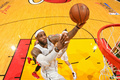 米プロバスケットボール協会（NBA）は5日、12-13レギュラーシーズンの最優秀選手（MVP）を発表し、マイアミ・ヒート（Miami Heat）のレブロン・ジェームズ（LeBron James）を選出した。

ここでは同選手の12-13レギュラーシーズンを写真で振り返る。

レイアップシュートを狙うレブロン・ジェームズ（2013年4月23日撮影）。(c)AFP/Getty Images/NBAE/Issac Baldizon