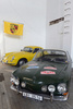 ドイツの高級車メーカー、ポルシェ（Porsche）の創業者フェルディナント・ポルシェ （Ferdinand Porsche）氏の故郷、チェコのブラティスラビツェ（Vratislavice）村の自動車コレクター、ミラン・ブンバ氏のポルシェ・コレクション（2014年2月27日撮影）。(c)AFP/MICHAL CIZEK
