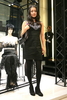 東京・銀座の「シャネル銀座（CHANEL）」5周年記念レセプションパーティに出席した女優の桃生亜希子（Akiko Monou、2009年12月4日撮影）。(c)MODE PRESS