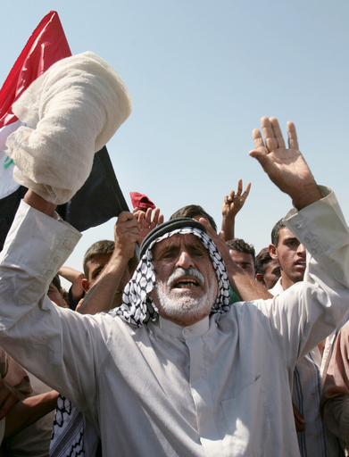 イラク首相、「国民和解案で一部合意」と発表