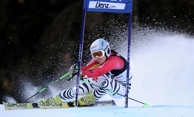 ヘルツルがシーズン2勝目