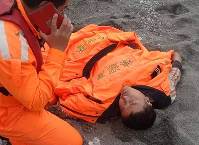 泳げない台湾男性、海を漂流 60時間後に救出