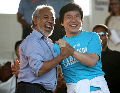 ユニセフ親善大使ジャッキー・チェン、東ティモールで平和を訴え