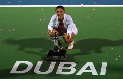 エラーニが優勝、ストリコバに快勝で3年前の雪辱 ドバイ・テニス選手権