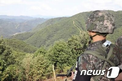 韓国軍、軍事境界線越えた北朝鮮兵1人の身柄確保