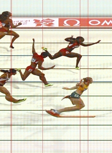 ピアソンが五輪新記録で金メダル獲得、女子100メートルハードル