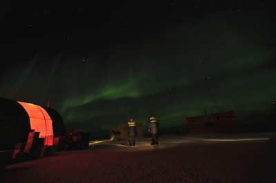 米原子力潜水艦が南極の耐久訓練に参加、米海軍