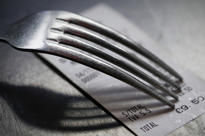 性器にフォークを差し込んだ70歳男性、病院へ搬送 豪州