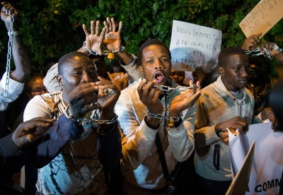 現代の奴隷、世界に4000万人以上 7割は女性と少女