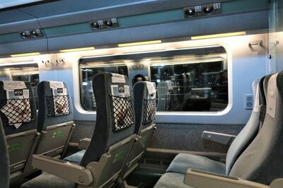 「指定席を譲って」韓国・高速鉄道特室で“立席カップル”の厚かましい要求…断った乗客に「感じ悪い」と暴言