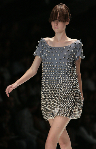 ＜08年春夏リスボン・コレクション＞リカルド・ドゥラド、新作を発表