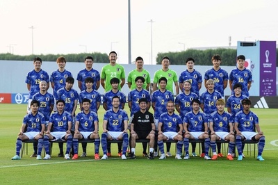 日本代表が記念撮影 カタールW杯
