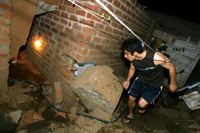 ペルー大地震、被害拡大 ― 死者72人、負傷者は680人超す