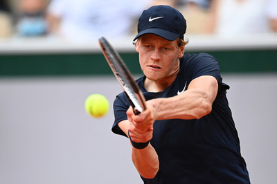 シナーがツアー3勝目 最年少のATP500王者に シティOP