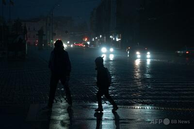 ロシア軍、ハルキウ州に夜間攻撃 3人死亡