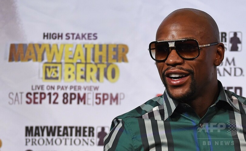 メイウェザー、「最終戦」前の会見で自己弁護