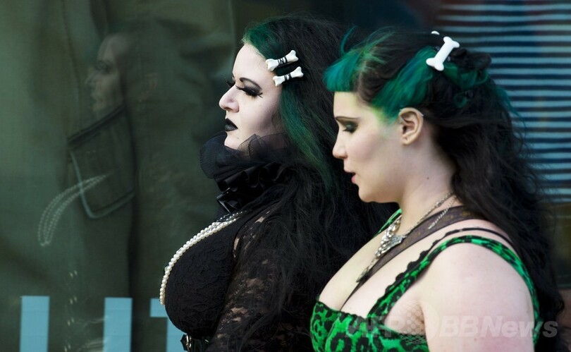 街中を染める黒衣装、ドイツでゴシックの祭典