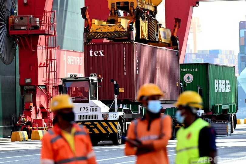 スリランカ、英から違法輸入のごみ返送完了