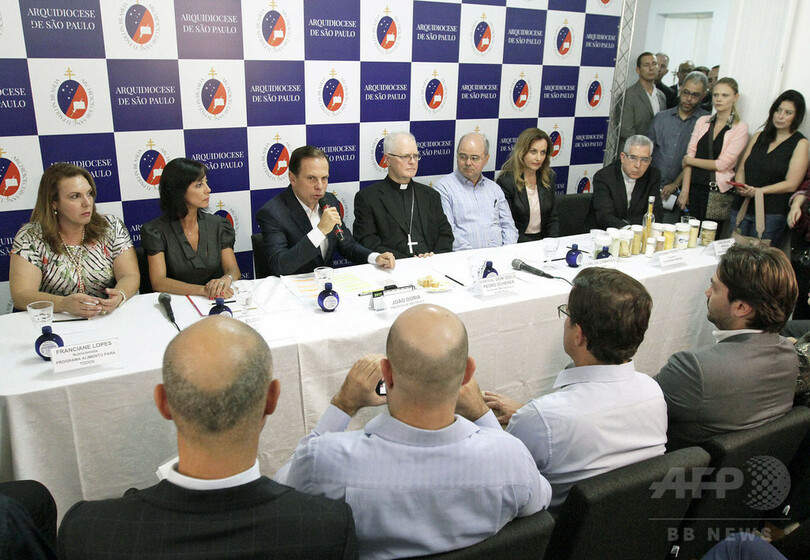 貧困児童の飢え対策、導入食品が「ドッグフード」とやゆされる ブラジル