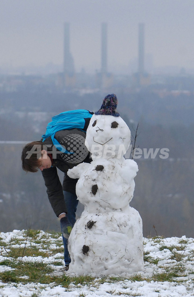 ドイツで降雪 雪だるまもにっこり 写真3枚 国際ニュース Afpbb News