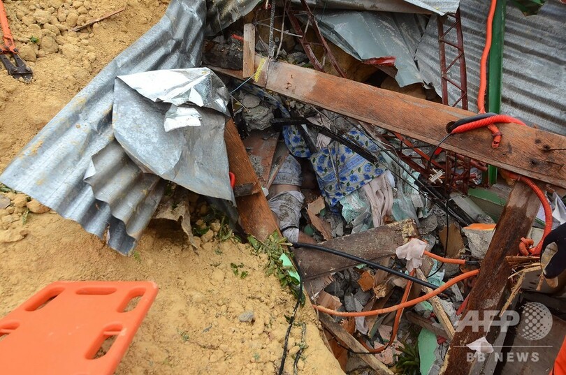 豪雨の比セブ島で土砂崩れ 12人死亡、50人以上行方不明