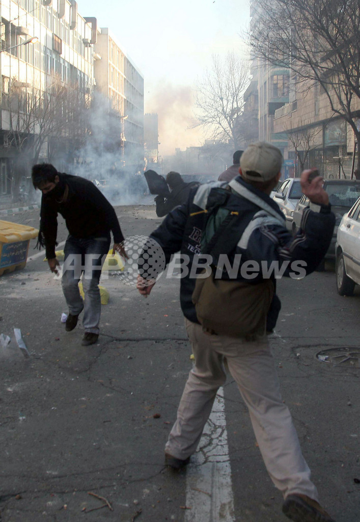 イラン政府、米国務長官のデモ支持発言に反発