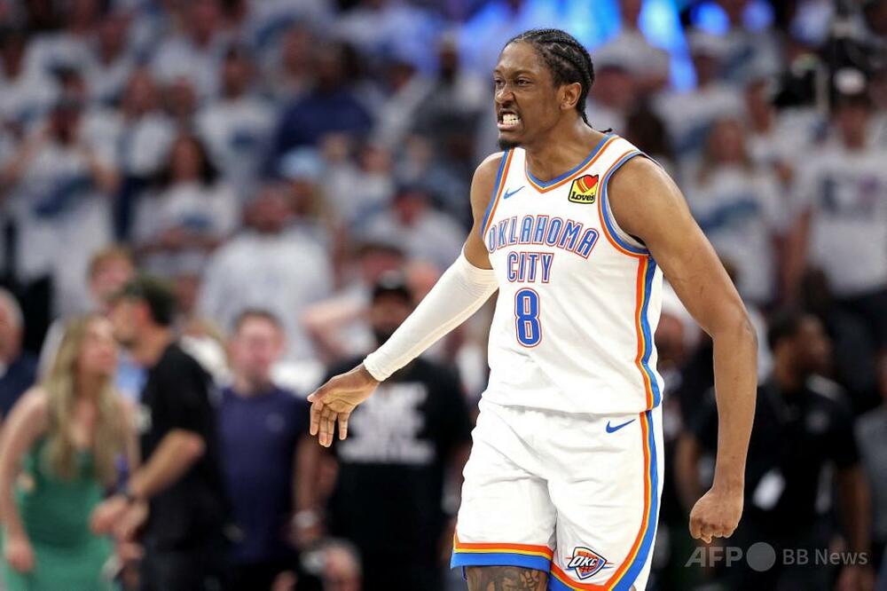 サンダーがNBAファイナルズ進出王手 Tウルブズに競り勝つ 写真4枚 国際