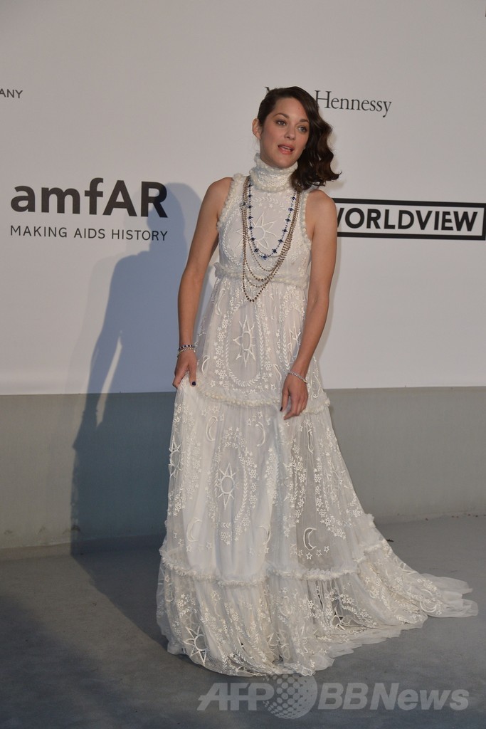 カンヌ恒例のamfARチャリティ・ガラ、豪華セレブが出席