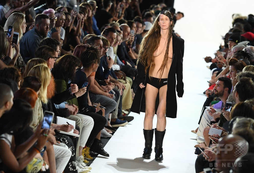 「フード・バイ・エアー」17年春夏