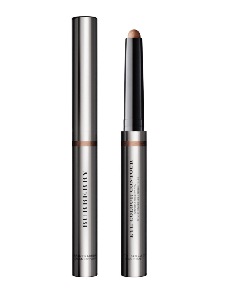 「バーバリー」立体的目もとを叶えるペンシルアイカラー