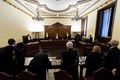 バチカンの裁判所で行われた「宗教事業協会（IOR）」（通称バチカン銀行）元総裁のアンジェロ・カロイア被告の裁判。バチカンメディア提供（2021年1月21日撮影、提供）。(c)AFP PHOTO / VATICAN MEDIA