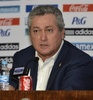 サッカーメキシコ代表の新監督に就任し、記者会見に臨んだビクトル・ブセティッチ（Victor Vucetich）氏（2012年9月12日撮影）。(c)AFP/OMAR TORRES